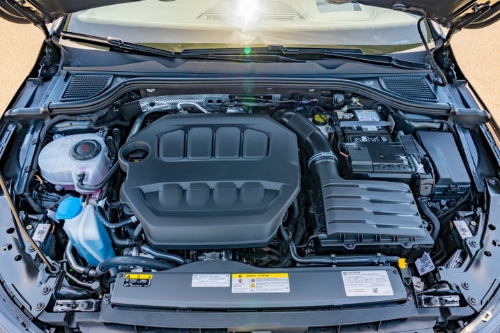 2025 Volkswagen Golf R engine