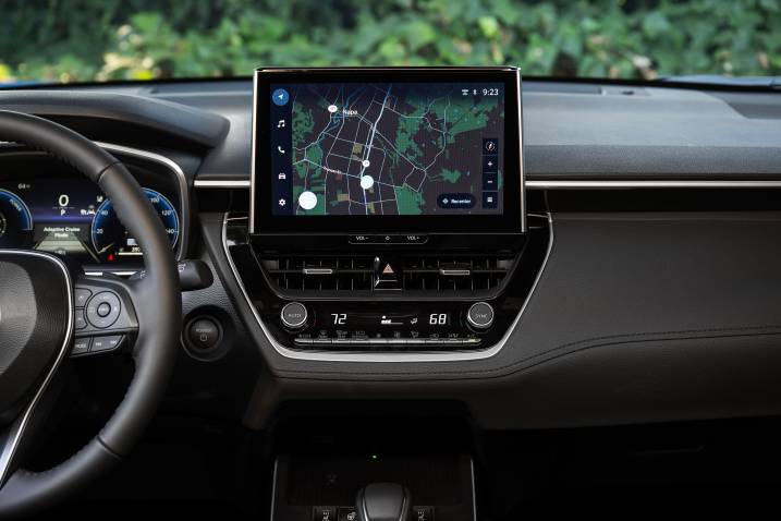 2026 Toyota Corolla Cross Hybrid Tech