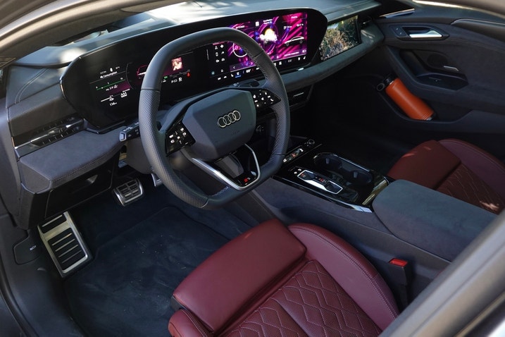 2025 Audi S6 Sportback E-tron Quattro interior