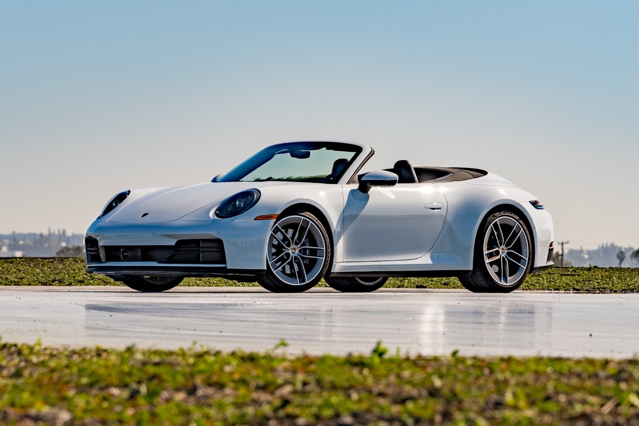2025 Porsche 911 Carrera Cabriolet