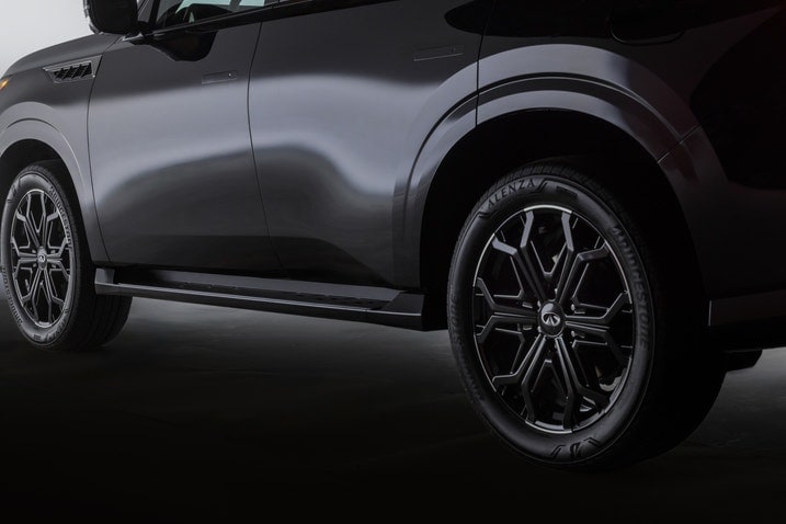 2026 Infiniti QX80 side profile