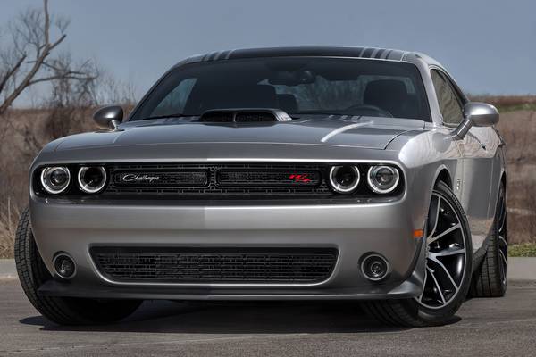 2016 Dodge Challenger 392 Hemi Scat Pack Shaker Coupe