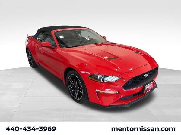 Ford Mustang with VIN: 1FATP8UHXP5103422