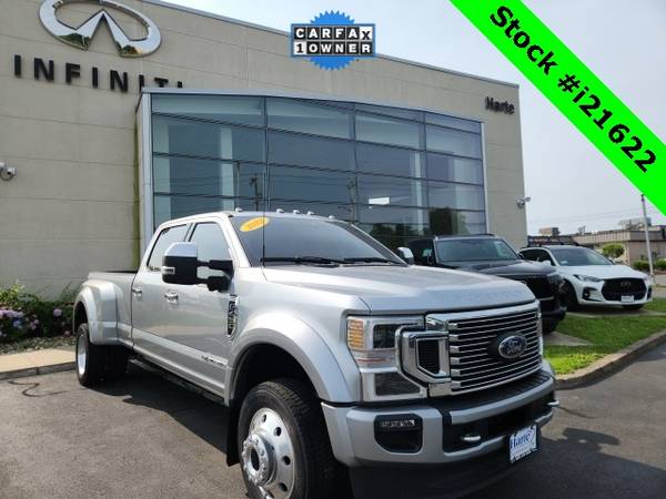 Ford F-450 Super Duty with VIN: 1FT8W4DT0NEF77814