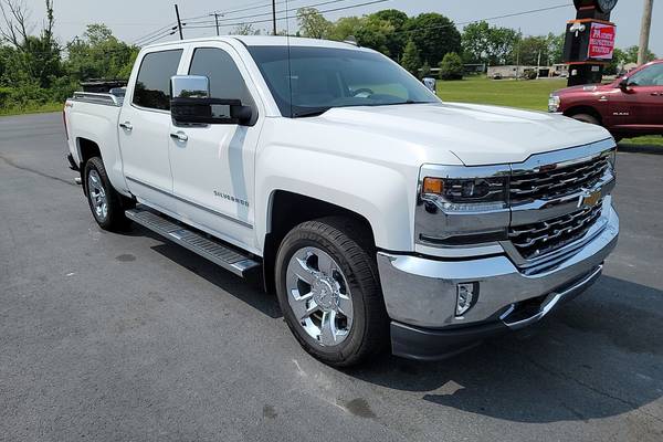 2017 Chevrolet Silverado 1500 LTZ  Crew Cab