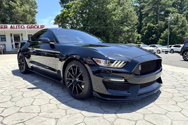 2017 Ford Shelby GT350 Base Coupe