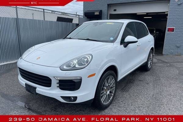 2017 Porsche Cayenne Platinum Edition