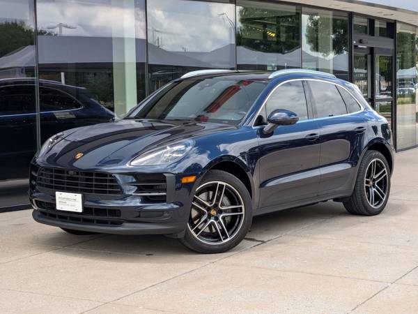 Porsche Macan with VIN: WP1AB2A59MLB31273