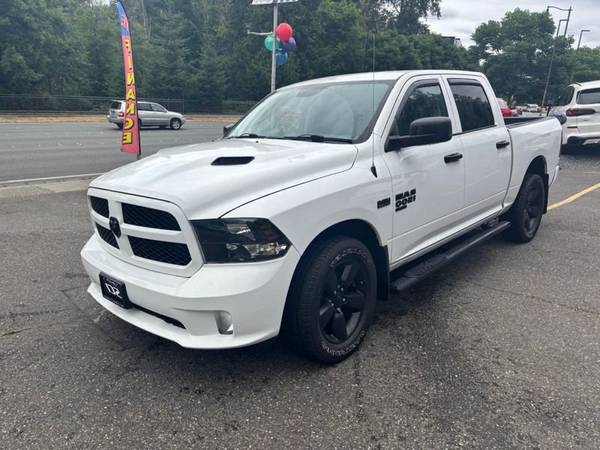 Ram 1500 Classic with VIN: 1C6RR7KT0KS599655