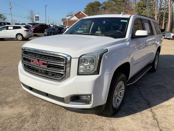 GMC Yukon XL with VIN: 1GKS2GKC6LR240287