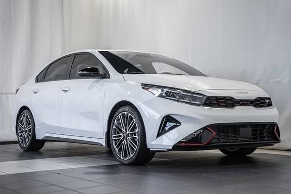 Kia Forte with VIN: 3KPF44AC3RE723683
