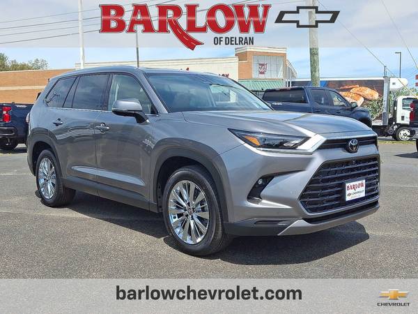 Toyota Grand Highlander with VIN: 5TDAAAB50SS074650