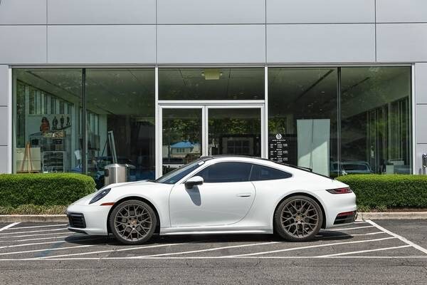Porsche 911 with VIN: WP0AA2A97PS205209
