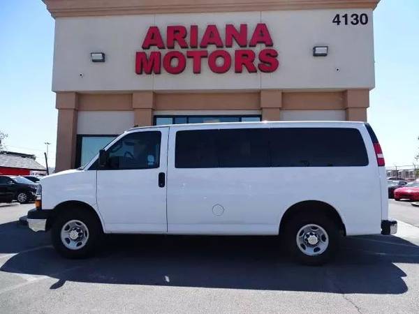 Chevrolet Express with VIN: 1GAWGFFG0G1242989