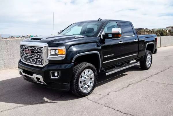 GMC Sierra 2500HD with VIN: 1GT12UEY3JF173398