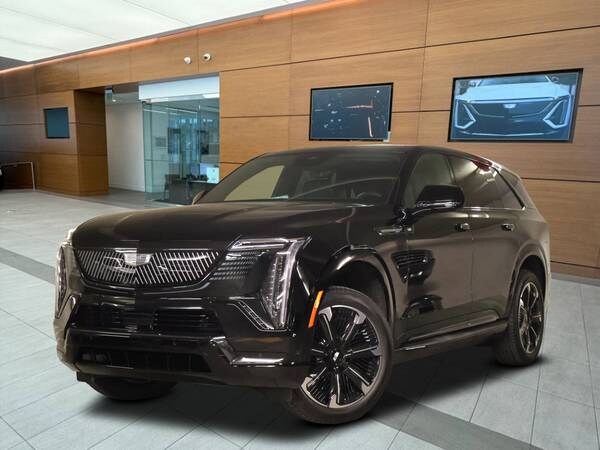 Cadillac ESCALADE IQ with VIN: 1GYTEFKL5SU102716