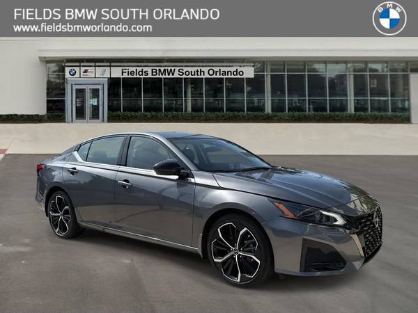 Nissan Altima with VIN: 1N4BL4CV8RN421498