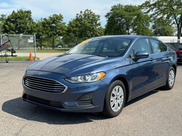 Ford Fusion with VIN: 3FA6P0G78KR254816