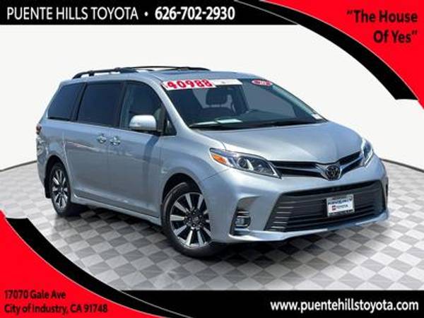 Toyota Sienna with VIN: 5TDYZ3DC1LS044542