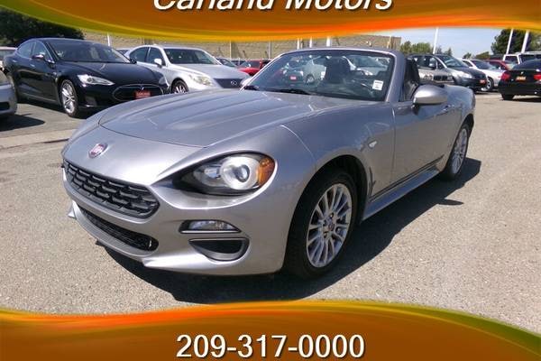 2017 FIAT 124 Spider Classica Convertible