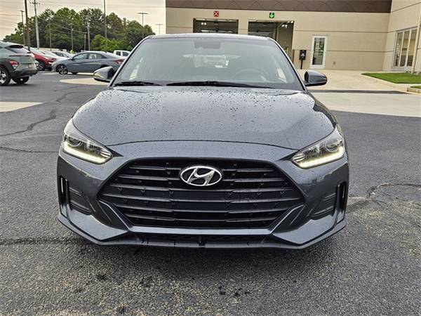 Hyundai Veloster with VIN: KMHTG6AF6LU031891