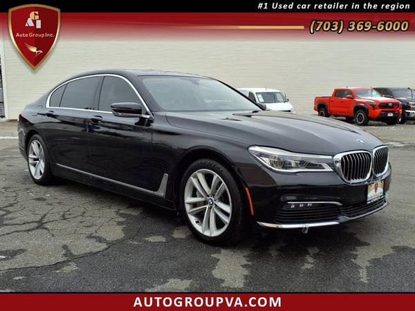BMW 7 Series with VIN: WBA7F2C59GG417082