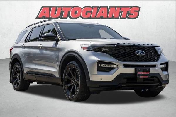 Ford Explorer with VIN: 1FM5K8GC5LGA01151