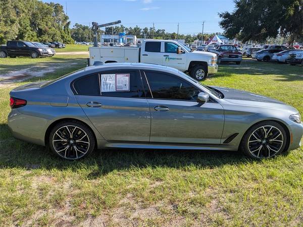 BMW 5 Series with VIN: WBA53BJ03NWX59704