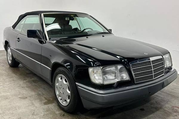 1994 Mercedes-Benz E-Class E320