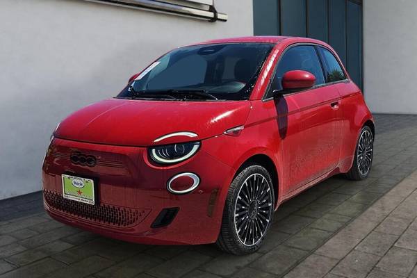 2024 FIAT 500e