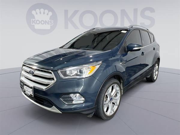 Ford Escape with VIN: 1FMCU9J95KUB25425