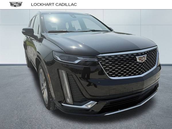 Cadillac XT6 with VIN: 1GYKPCRS2NZ176829