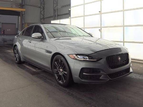 Jaguar XE with VIN: SAJAE4FX6LCP60696