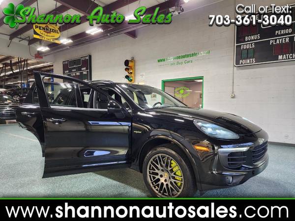 Porsche Cayenne with VIN: WP1AE2A28JLA71916