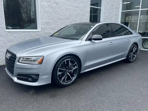 Audi S8 with VIN: WUAJ5AFD7GN900576
