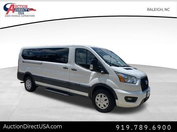 Ford Transit Passenger Van with VIN: 1FBAX2Y80NKA79224