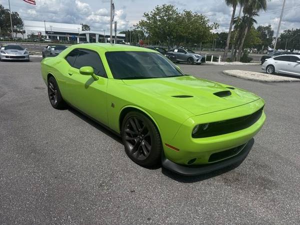 Dodge Challenger with VIN: 2C3CDZFJ7PH654574