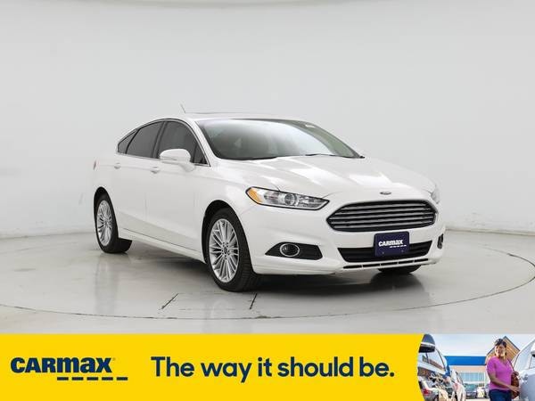 Ford Fusion with VIN: 3FA6P0H91ER348380