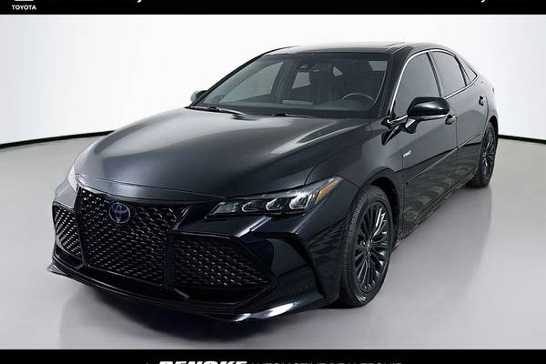 2021 Toyota Avalon Hybrid XSE