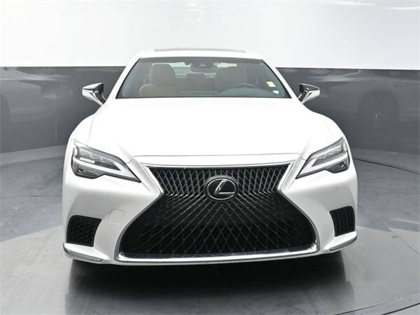 Lexus LS 500 with VIN: JTHD51FFXM5013687