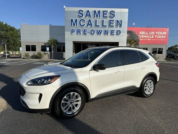 Ford Escape with VIN: 1FMCU0G61NUA90945