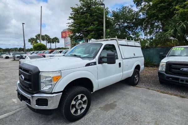 2012 Ford F-250 Super Duty XLT  Regular Cab