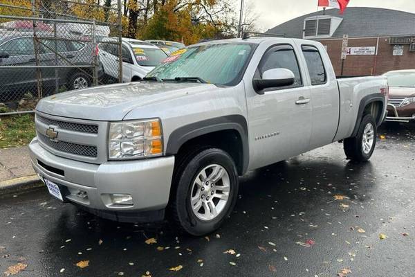 2011 Chevrolet Silverado 1500 LT  Extended Cab