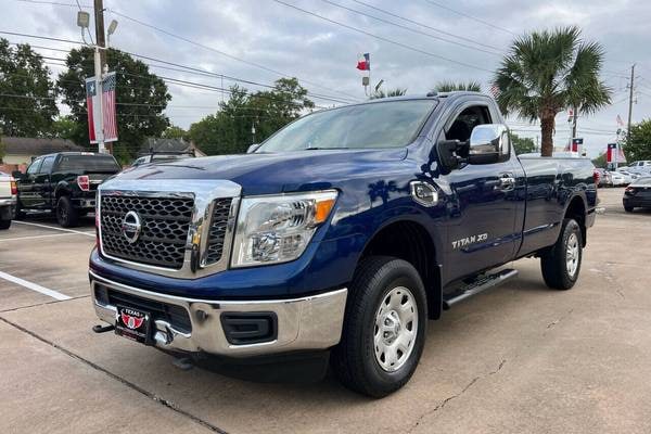 2017 Nissan Titan XD SV Diesel Regular Cab