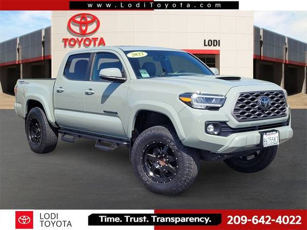 Toyota Tacoma with VIN: 3TMAZ5CN9NM165922