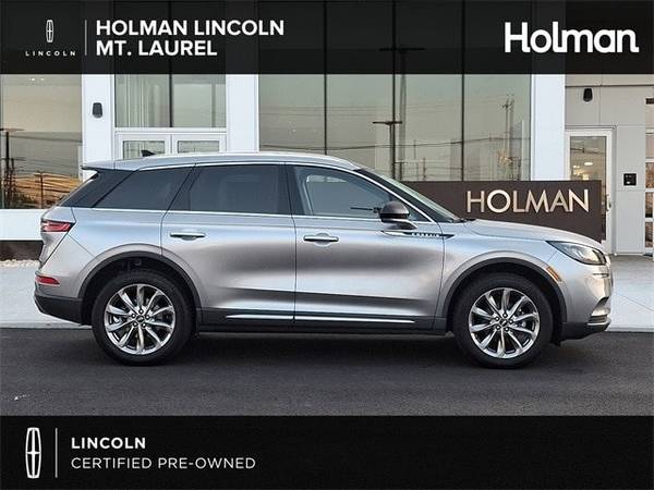 Lincoln Corsair with VIN: 5LMCJ1D92NUL28070