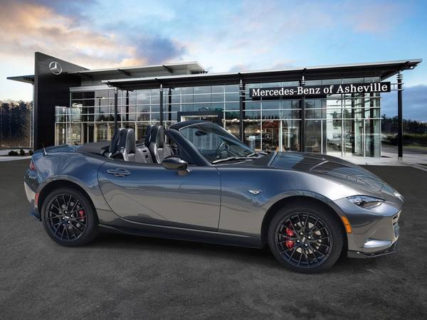 Mazda MX-5 Miata with VIN: JM1NDAC79P0552762