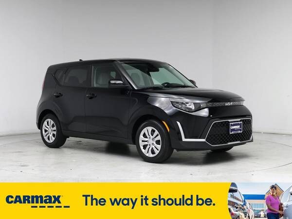 Kia Soul with VIN: KNDJ23AU6R7237565