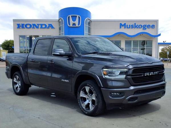 Ram 1500 with VIN: 1C6SRFJT1NN286873