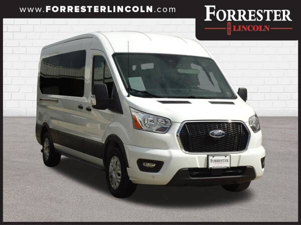 Ford Transit Passenger Van with VIN: 1FBAX2C82MKA51060